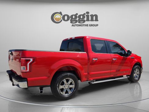 Used 2017 Ford F150 XLT w/ Equipment Group 302A Luxury image 5