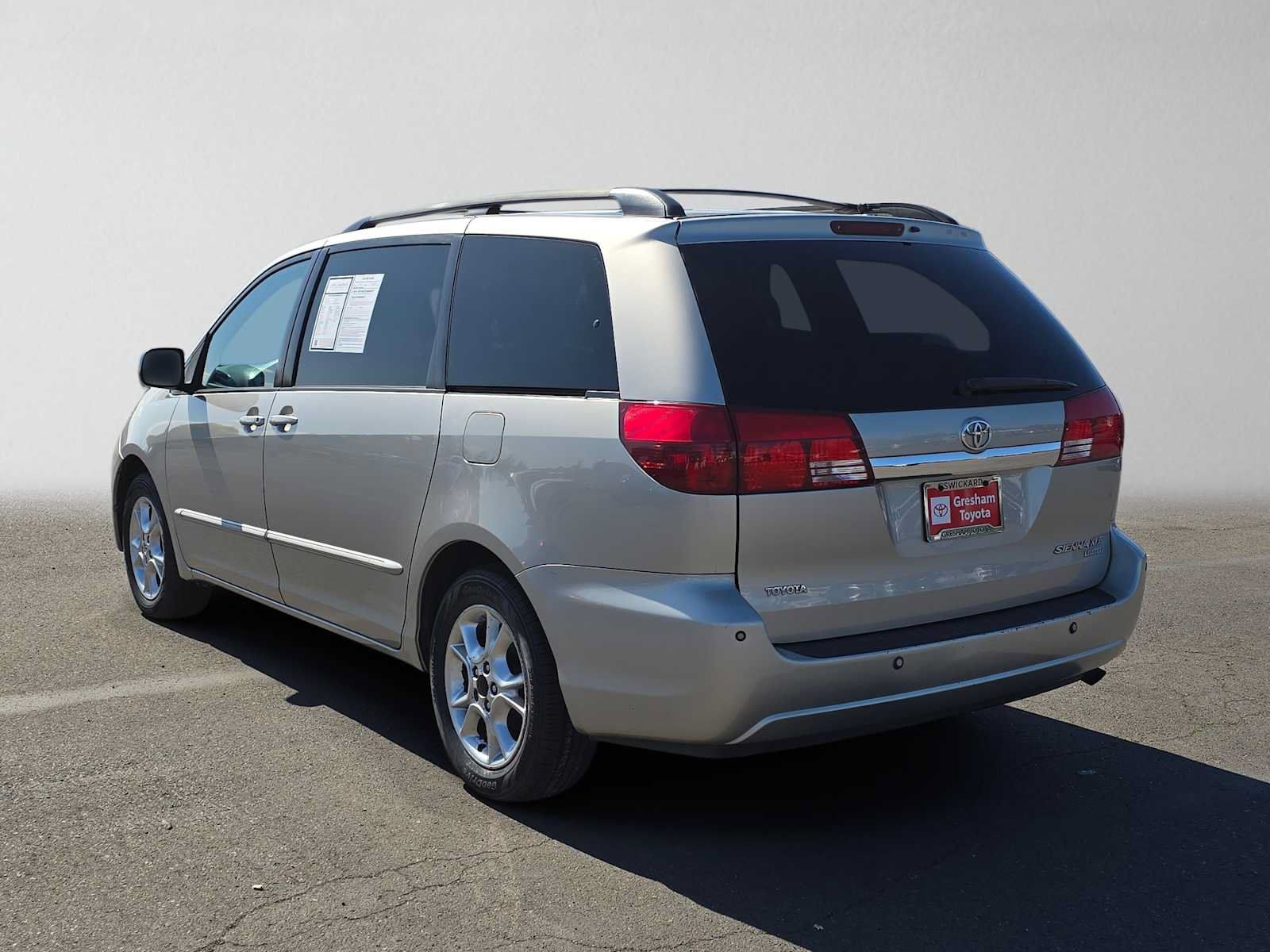 Used 2005 Toyota Sienna XLE Limited w/ XLE Limited Pkg 1 FWD image 6