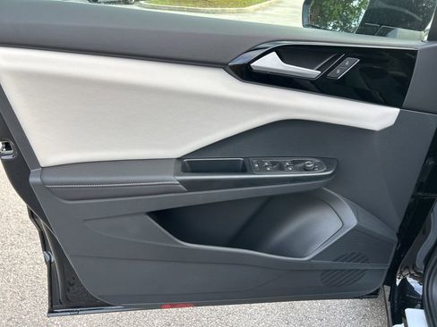 New 2026 Volkswagen Taos S FWD image 16