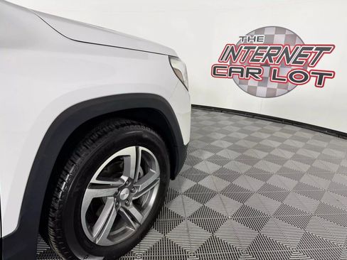 Used 2020 GMC Terrain SLT w/ Preferred Package image 34