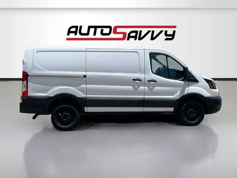 Used 2024 Ford Transit 250 Low Roof w/ Load Area Protection Package RWD image 8