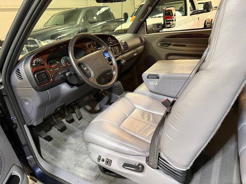 Used 1998 Dodge Ram 2500 Truck 2WD Quad Cab image 5