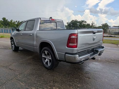 Used 2022 RAM 1500 Laramie AWD/4WD image 6