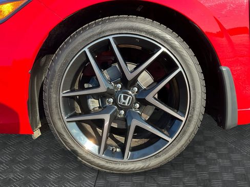 Used 2023 Honda Civic Sport Touring image 9