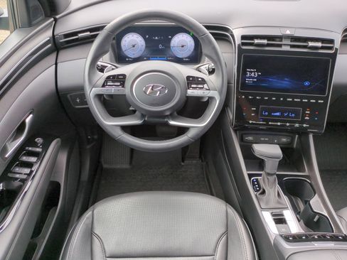 Certified 2024 Hyundai Santa Cruz Limited AWD/4WD image 12