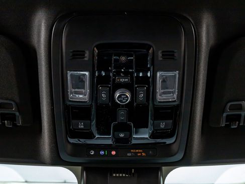 Used 2026 GMC Yukon XL Denali w/ Sun & Power Step Package AWD/4WD image 29