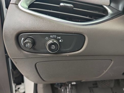 Used 2020 Chevrolet Malibu LT image 6