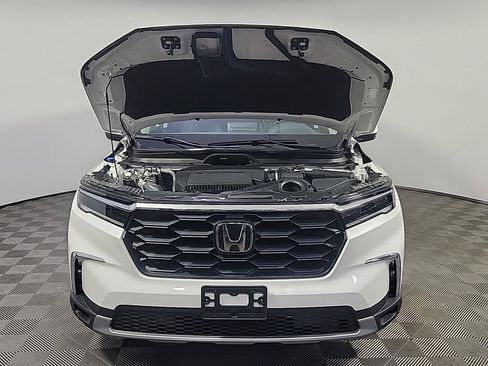 Certified 2025 Honda Pilot EX-L image 14