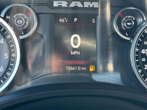 Used 2021 RAM 1500 Big Horn image 28