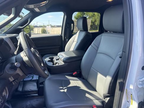 New 2026 RAM 2500 Tradesman AWD/4WD image 9