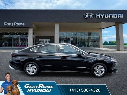 Used 2025 Hyundai Sonata SE FWD image 11