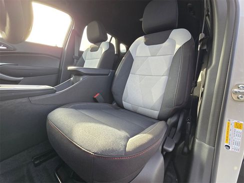 New 2026 Chevrolet Trax RS w/ Sunroof Package image 17