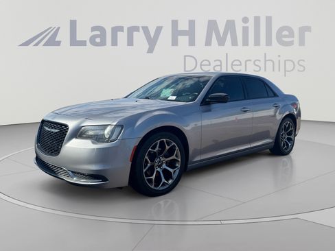 Used 2018 Chrysler 300 Touring w/ Sport Appearance Package RWD image 1