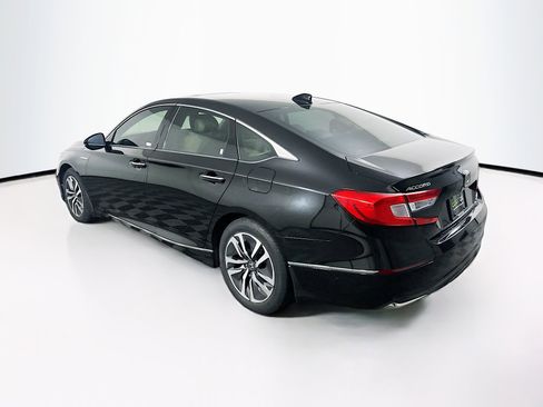 Used 2018 Honda Accord Touring image 5