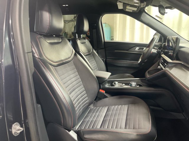 Used 2026 Ford Explorer ST-Line AWD/4WD image 26