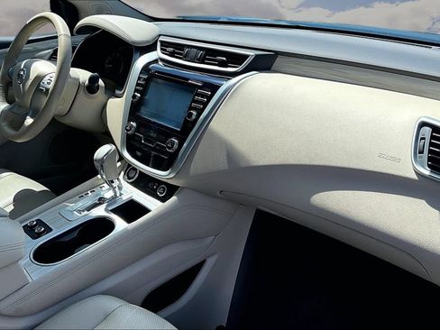 Used 2018 Nissan Murano Platinum w/ Cargo Package FWD image 26
