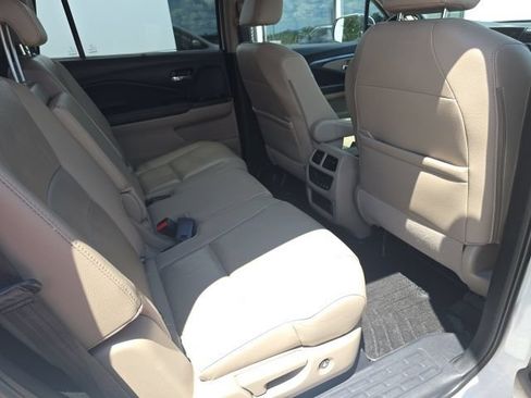 Used 2022 Honda Pilot EX-L image 5
