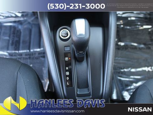Used 2025 Nissan Kicks Play S FWD image 18