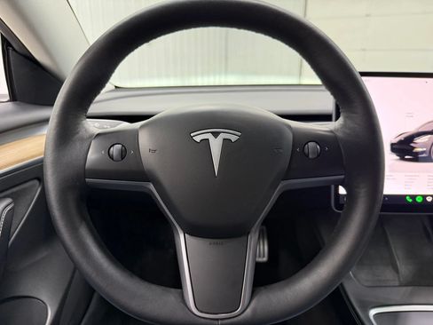 Used 2022 Tesla Model 3 Performance AWD/4WD image 18