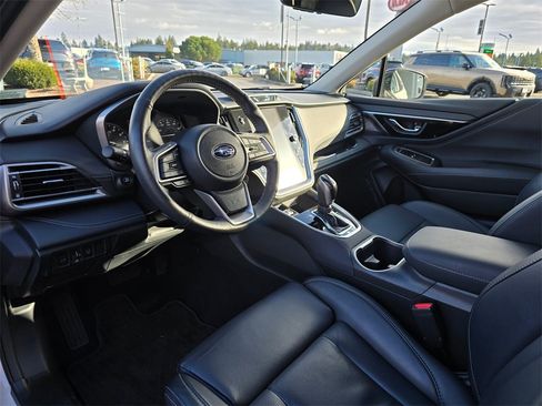 Certified 2025 Subaru Outback Limited image 11