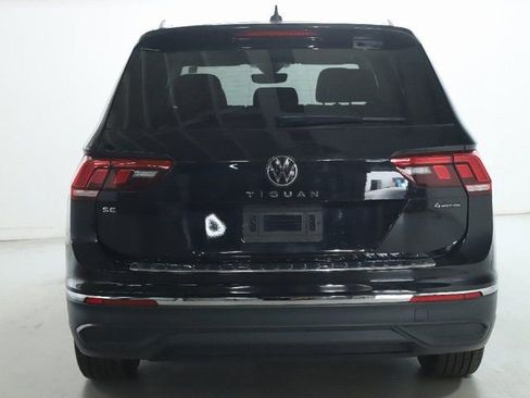 Used 2023 Volkswagen Tiguan SE w/ Panoramic Sunroof Package AWD/4WD image 44