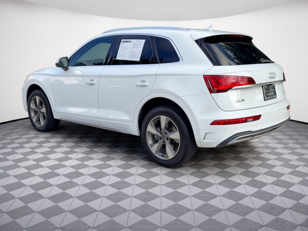 Used 2023 Audi Q5 2.0T Premium Plus w/ Premium Plus Package AWD/4WD image 3