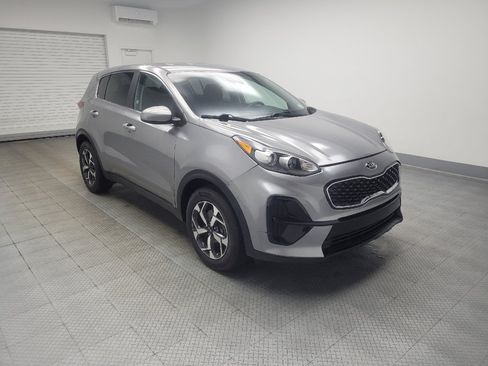Used 2020 Kia Sportage LX FWD image 11