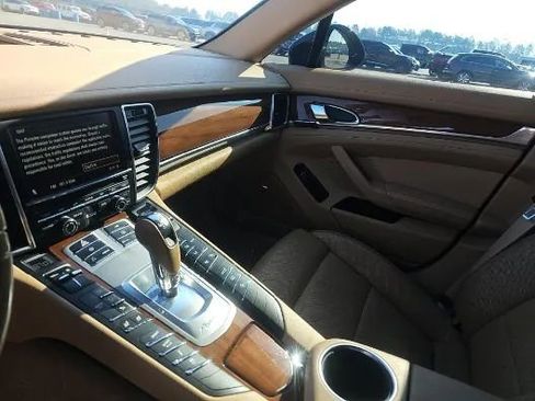 Used 2012 Porsche Panamera S image 13