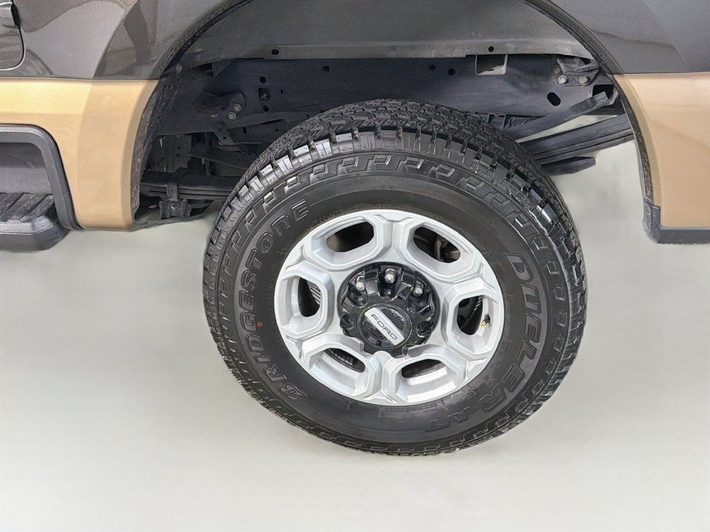 Used 2024 Ford F250 Lariat w/ Lariat Ultimate Package AWD/4WD image 32
