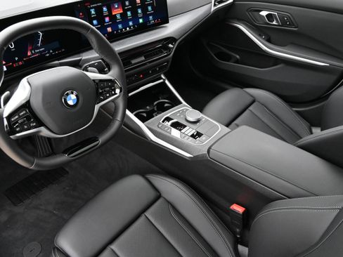 Certified 2025 BMW 330i Sedan w/ Convenience Package RWD image 14