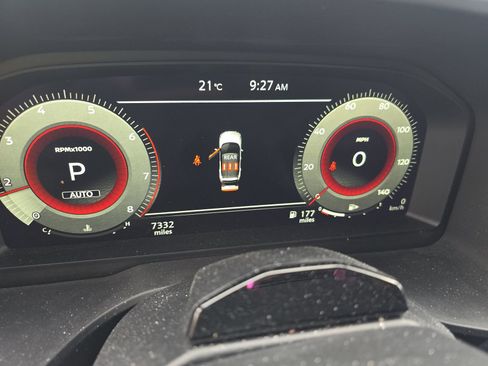 Used 2025 Nissan Rogue Platinum w/ Tech Package AWD/4WD image 7