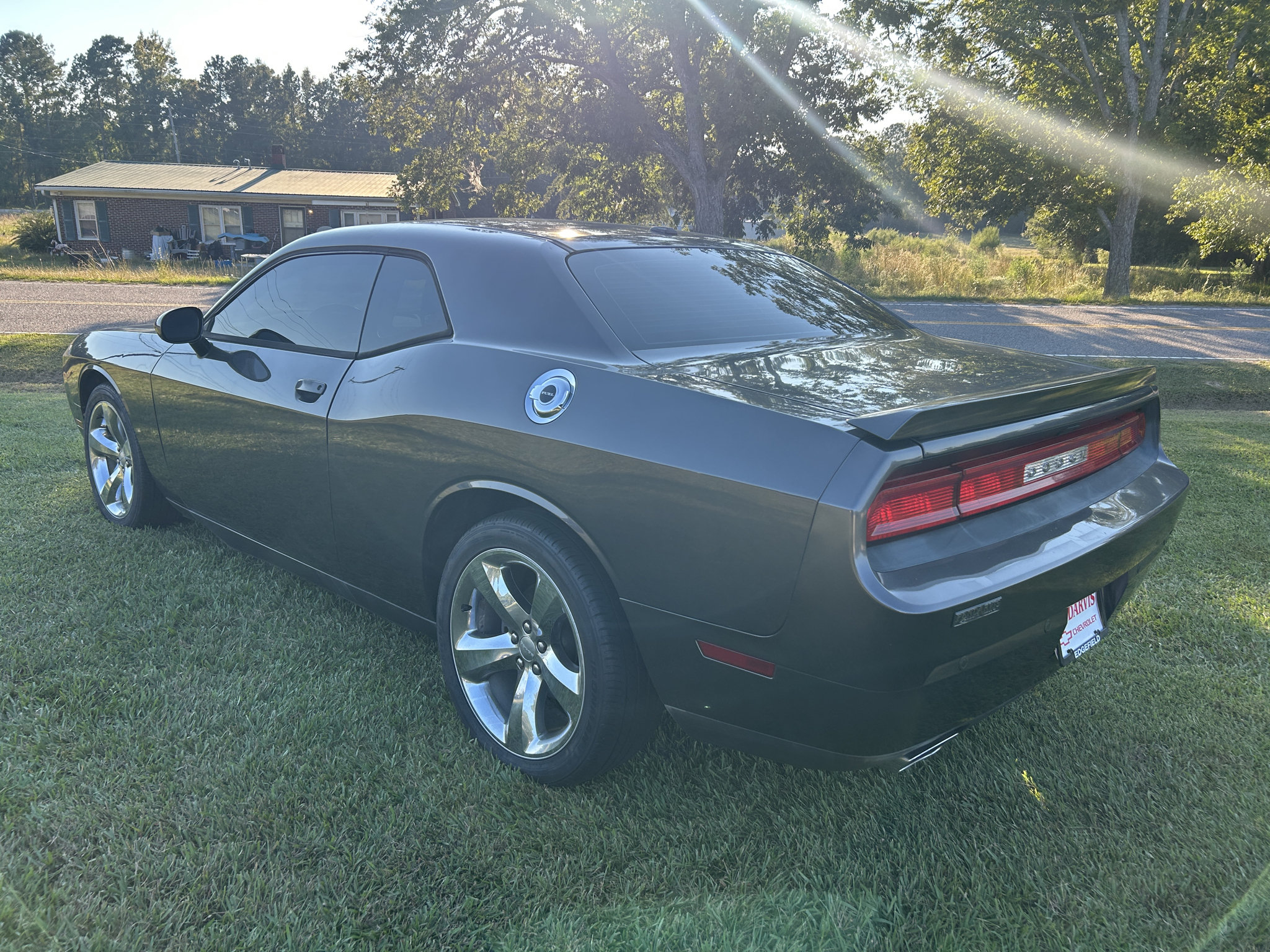Used 2014 Dodge Challenger R/T Plus RWD image 13