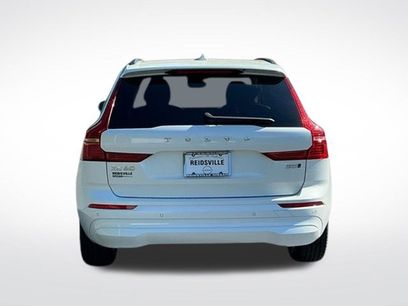 Used 2022 Volvo XC60 B5 Momentum