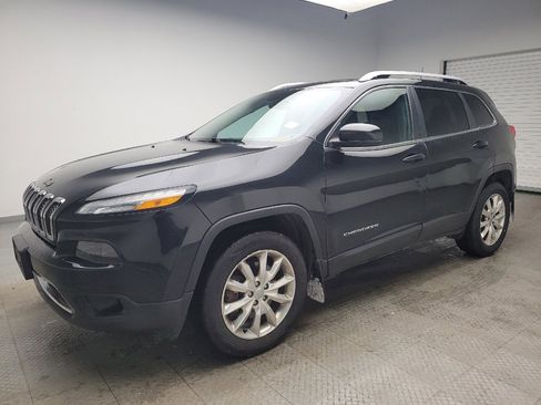 Used 2016 Jeep Cherokee Limited w/ Luxury Group AWD/4WD image 2