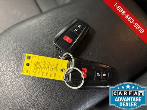 Used 2019 Toyota RAV4 XLE image 27