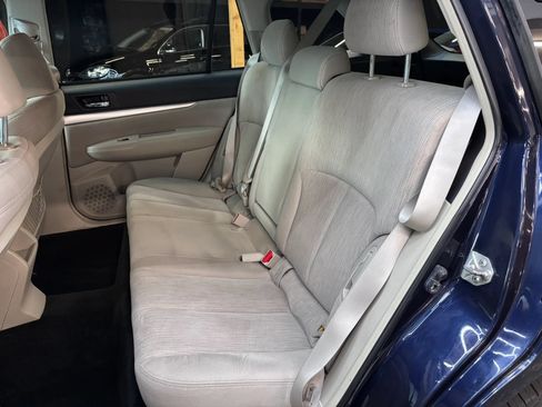 Used 2013 Subaru Outback 2.5i Premium AWD/4WD image 21