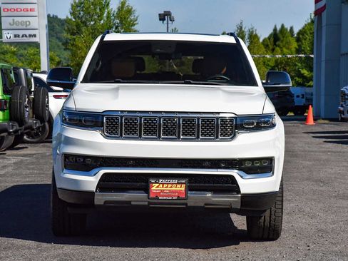 Certified 2023 Jeep Grand Wagoneer Series III AWD/4WD image 8