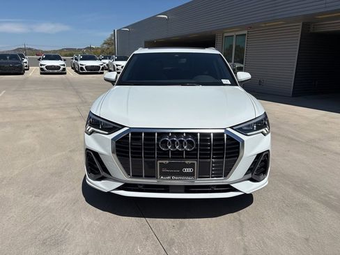Used 2025 Audi Q3 2.0T Premium w/ Convenience Package image 2
