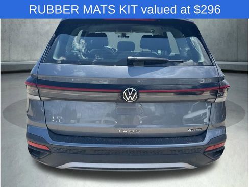 Used 2025 Volkswagen Taos S AWD/4WD image 4