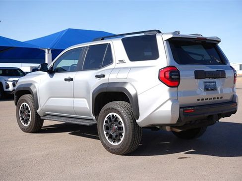 Used 2025 Toyota 4Runner TRD Off-Road image 6