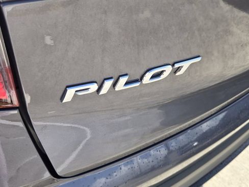 Used 2022 Honda Pilot Special Edition image 11