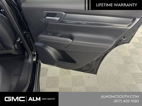 New 2026 GMC Terrain Elevation w/ Elevation Premium Package image 18