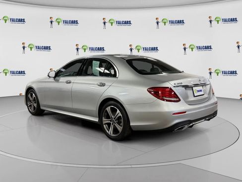 Used 2019 Mercedes-Benz E 300 4MATIC image 3