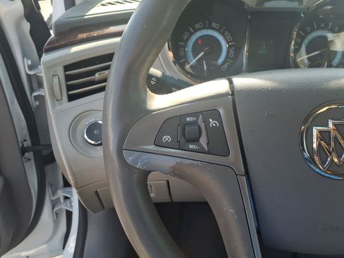 Used 2010 Buick LaCrosse CXL w/ Luxury Package FWD image 9