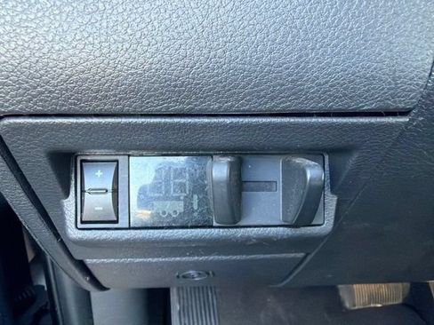 Used 2012 RAM 1500 Laramie AWD/4WD image 19