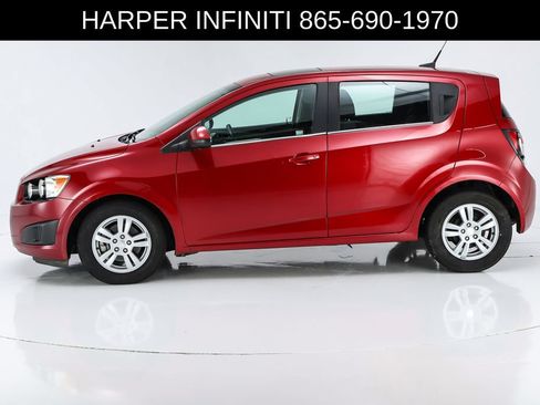 Used 2014 Chevrolet Sonic LT w/ Fun and Sun Package FWD image 40