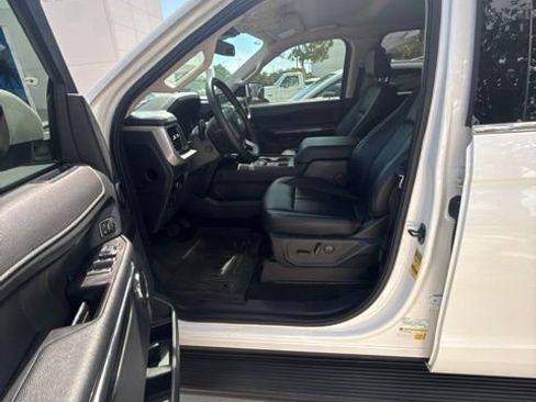 Used 2024 Ford Expedition Max XLT RWD image 7