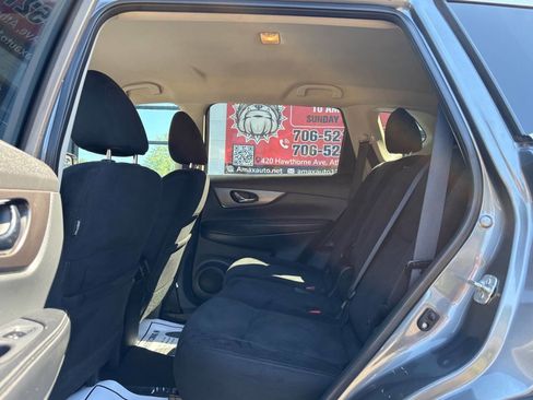 Used 2015 Nissan Rogue S w/ S Family Package image 11