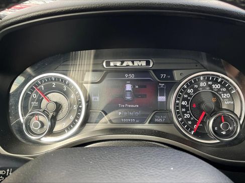 Used 2019 RAM 1500 Big Horn image 21