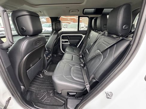 Used 2020 Land Rover Defender 110 HSE image 20